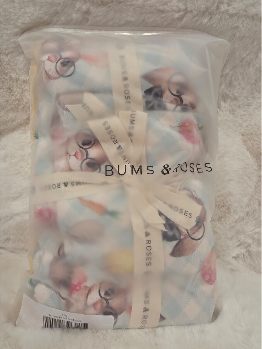 BUMS & ROSES Ear Resistible Bum Bum Blanket
